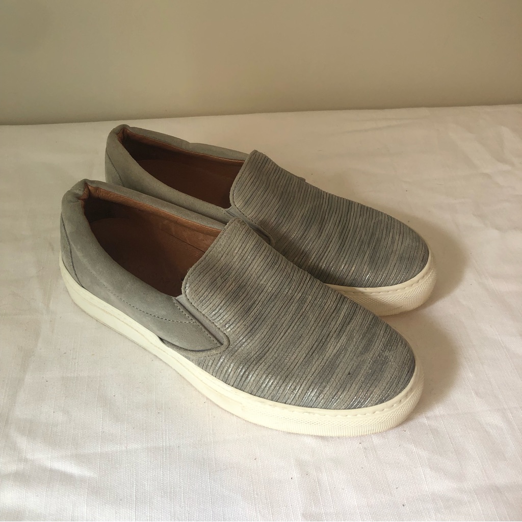 M Gemi Metallic Silver Slip-On Shoes / Sneakers